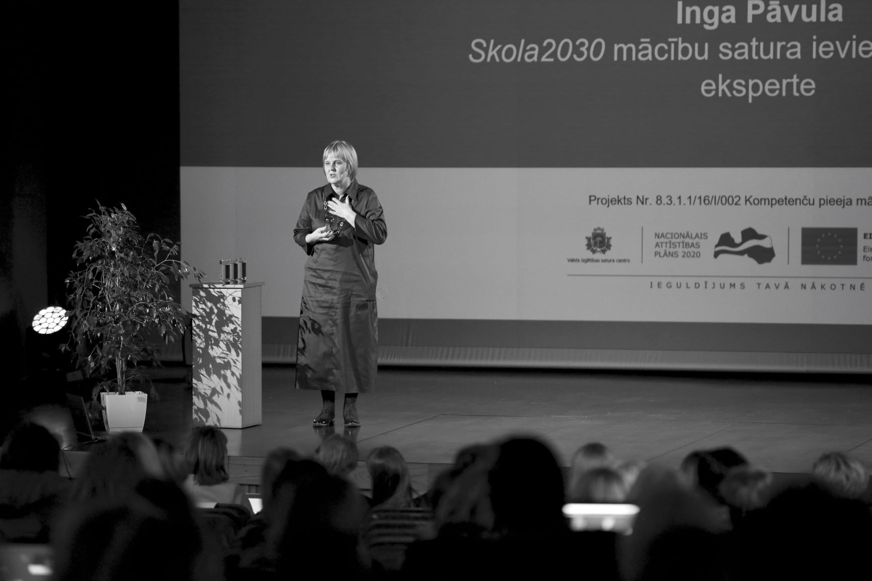 Inga Pāvula "Skola2030" konferencē “Pasaule skolā – skola pasaulē” 2019. gada oktobrī Jelgavā